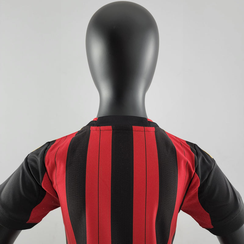 MILAN I 13/14 (RETRO) CONJUNTO INFANTIL